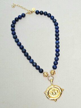 Susan Shaw Bee Intaglio Lapis Lazuli Beaded Necklace 24K Gold Pendant OS